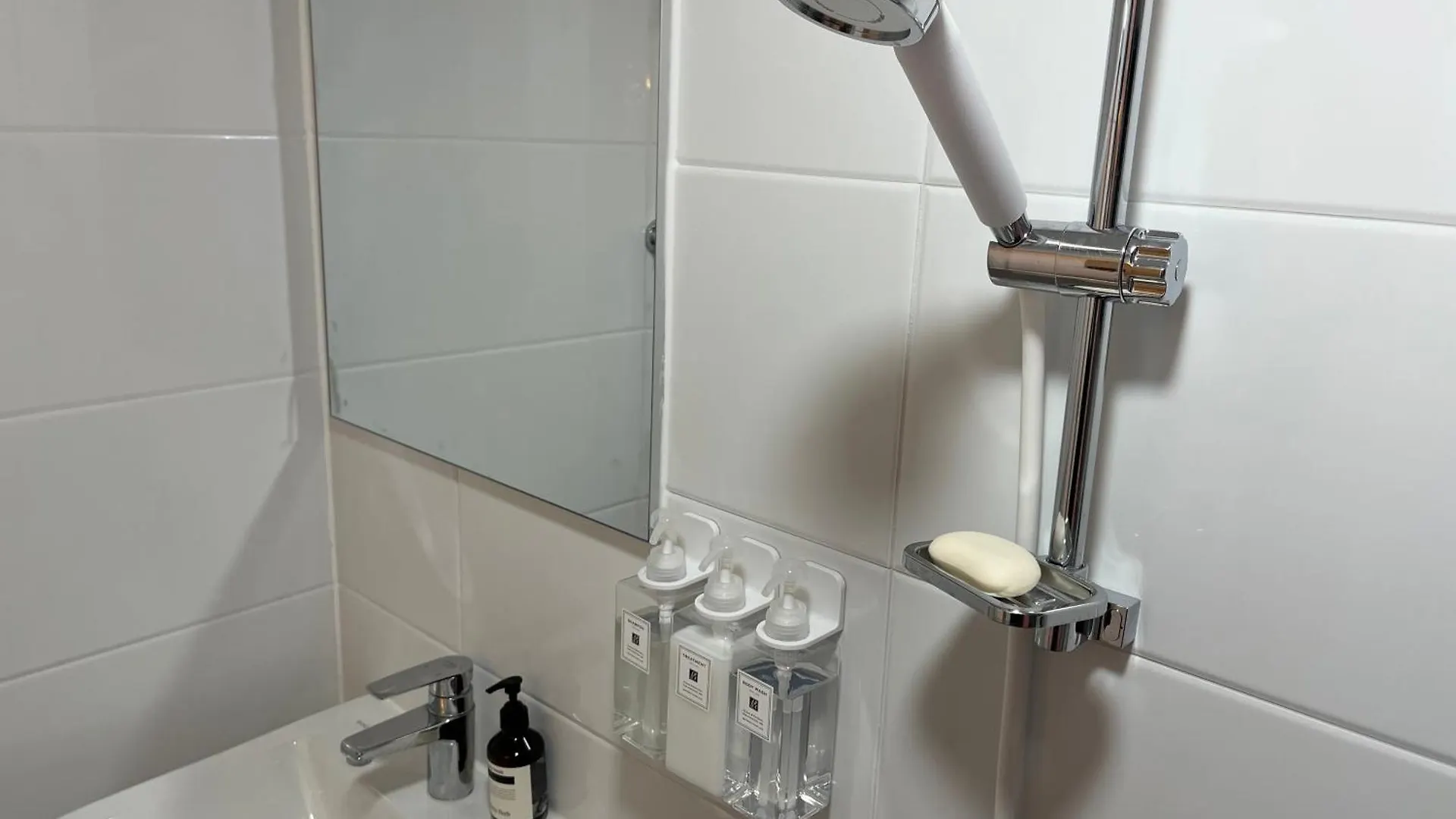 Ttukseom Seongsu Cozy Apartment 3Rooms Seoul