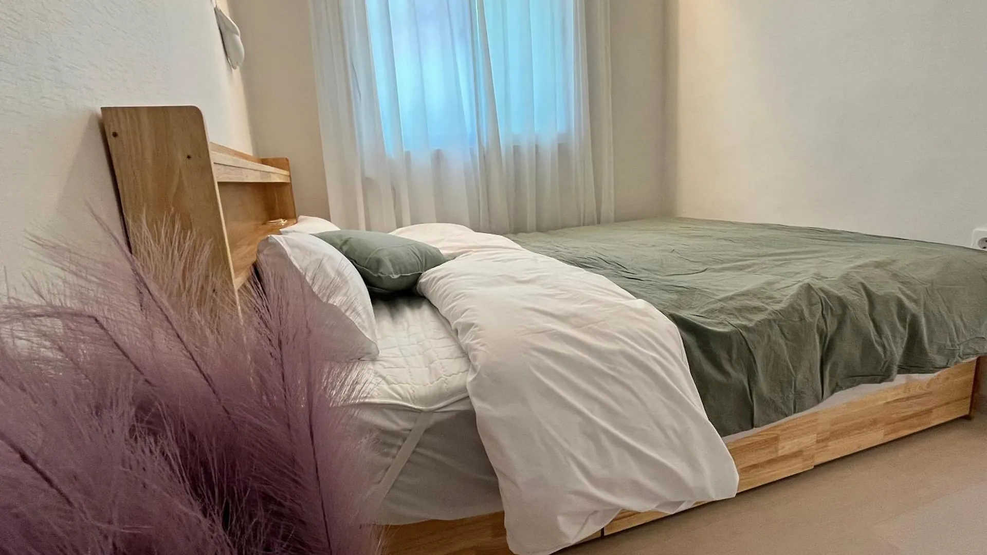 Ttukseom Seongsu Cozy Apartment 3Rooms Seoul