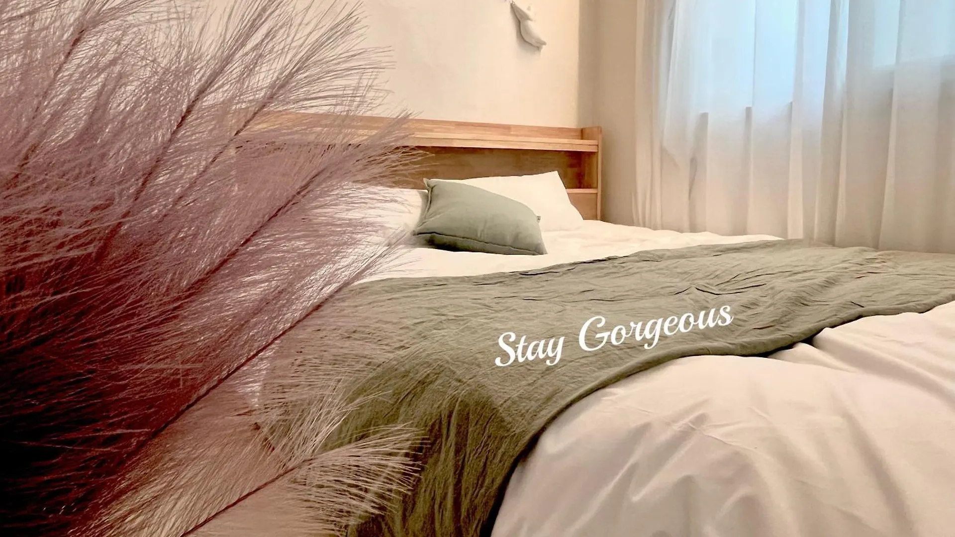 Ttukseom Seongsu Cozy Apartment 3Rooms contacts